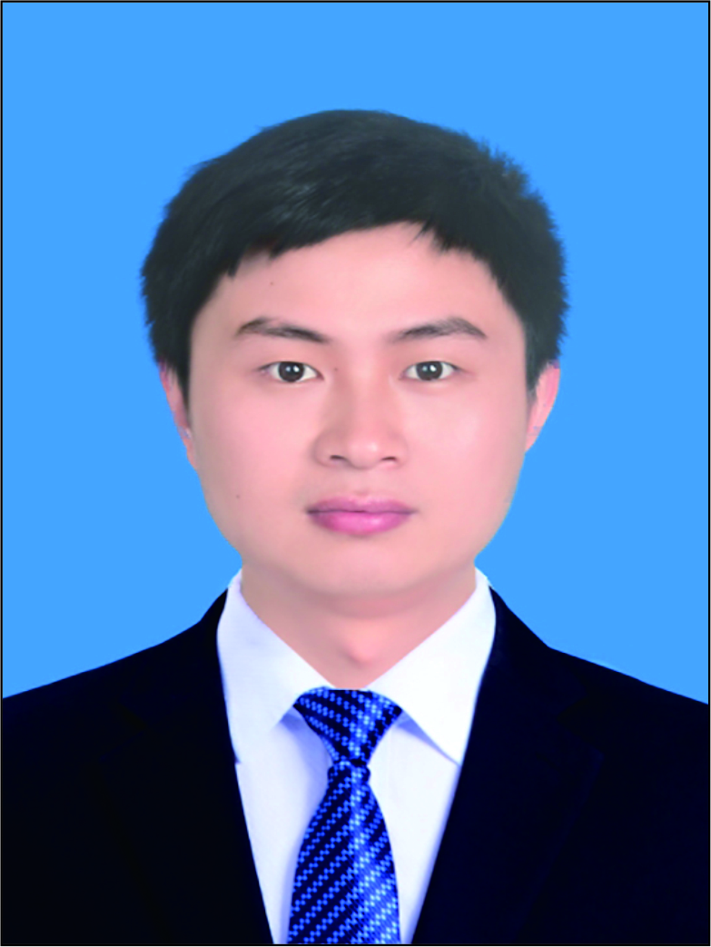 3李稳  校务委员、教务处主任（物理一级教师，曾获县级优秀教师。）.jpg